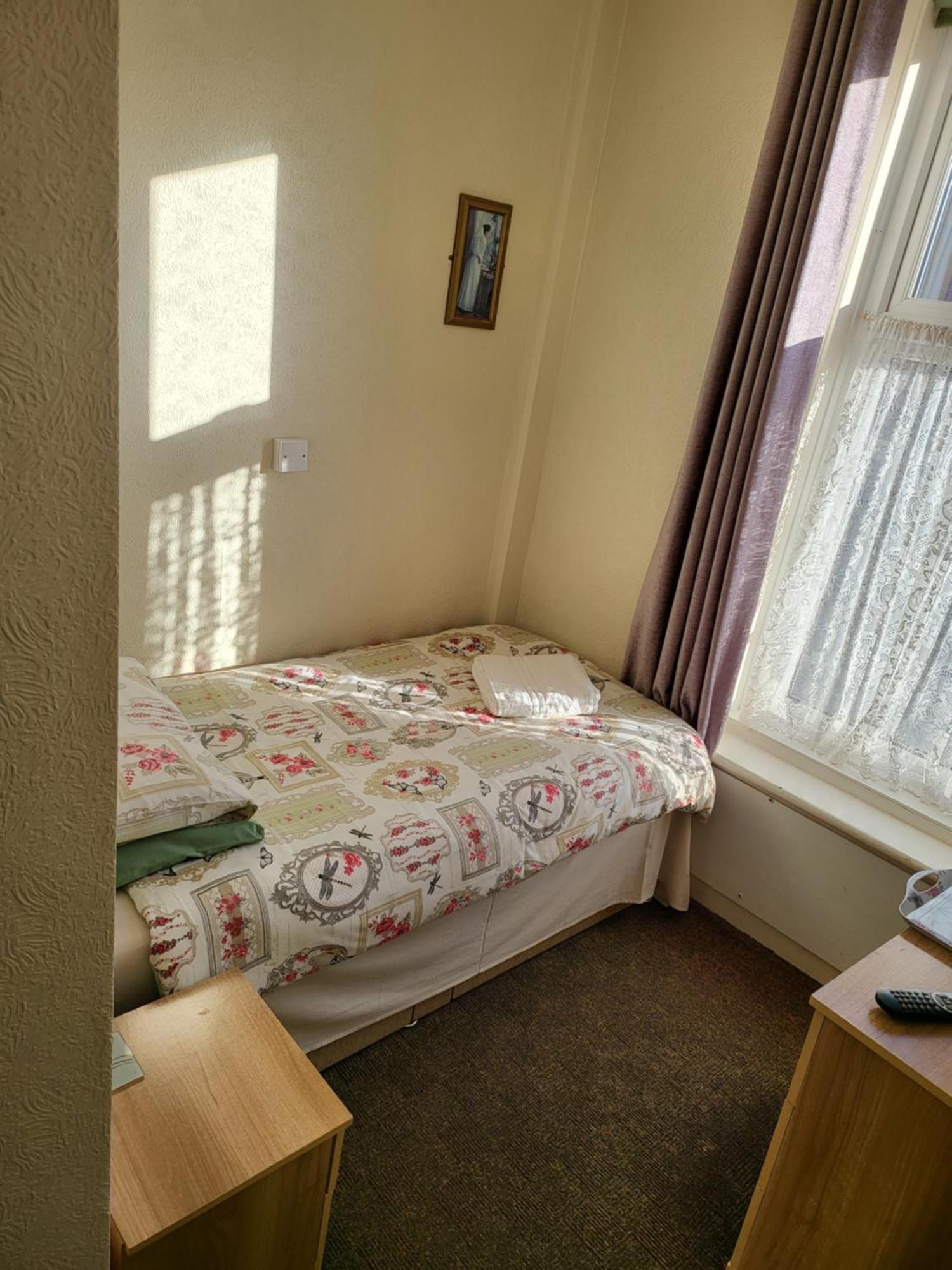 The Arabella Bed & Breakfast Blackpool Bagian luar foto