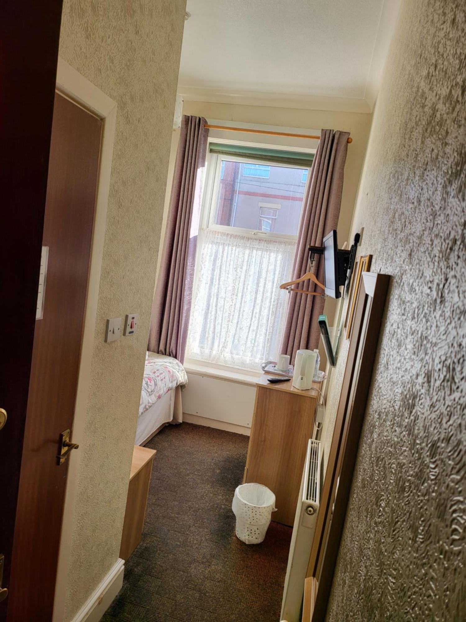 The Arabella Bed & Breakfast Blackpool Bagian luar foto